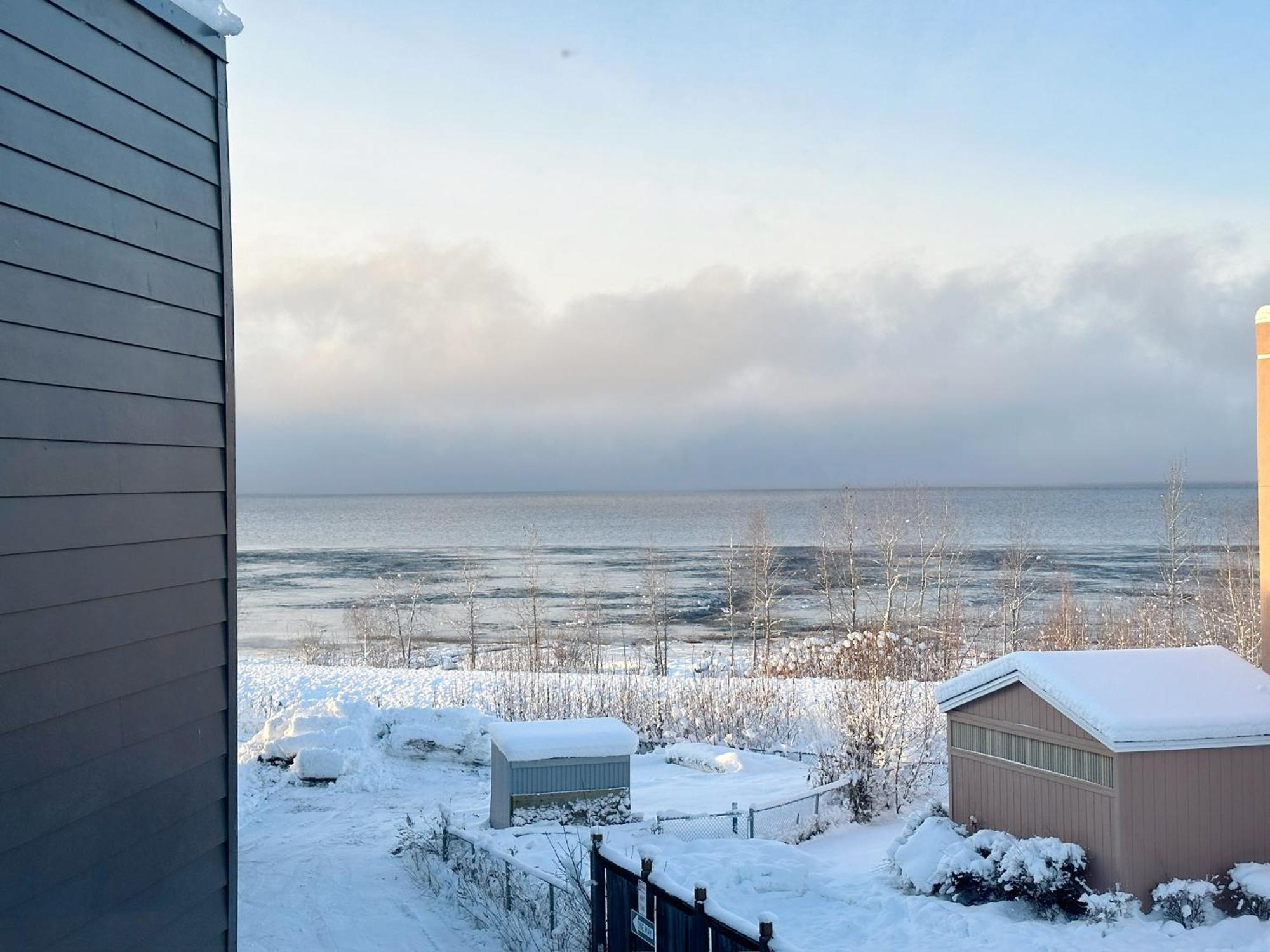 Bootlegger'S Nest Villa Anchorage Exteriör bild